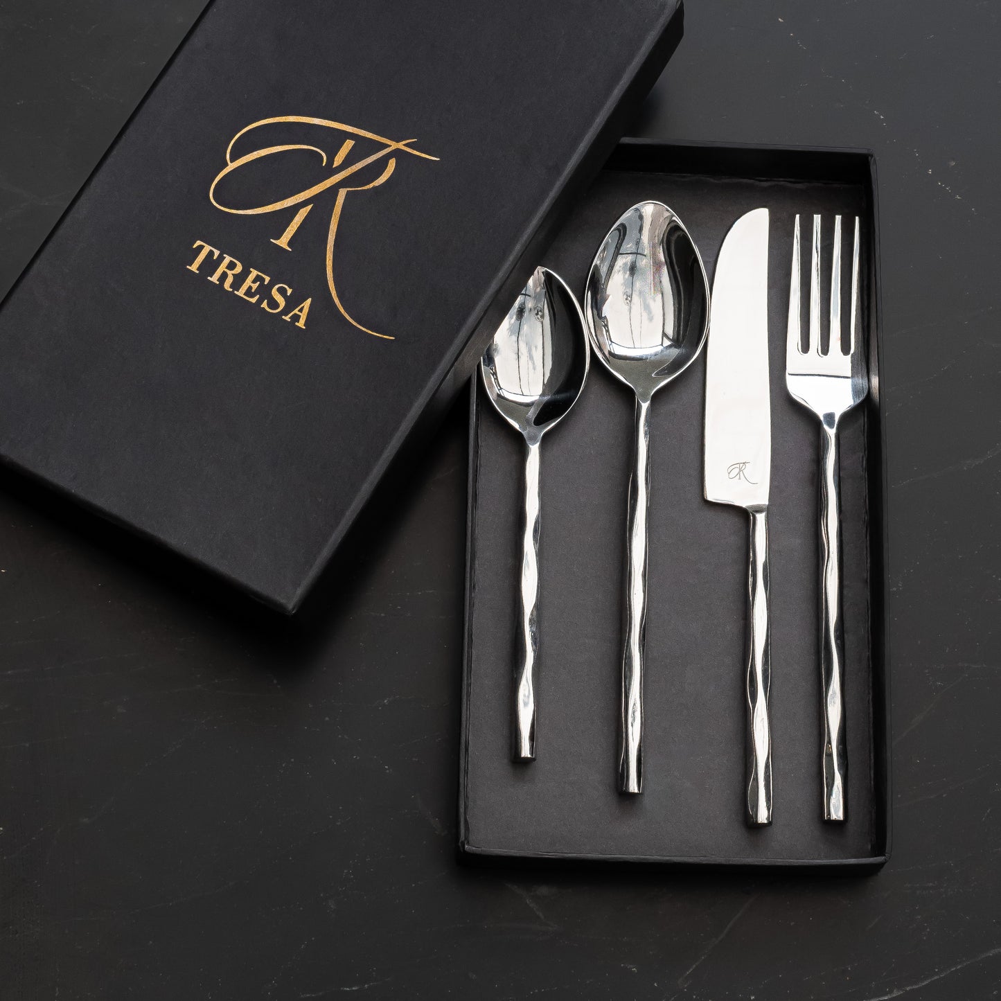 Luxury silver cutlery set