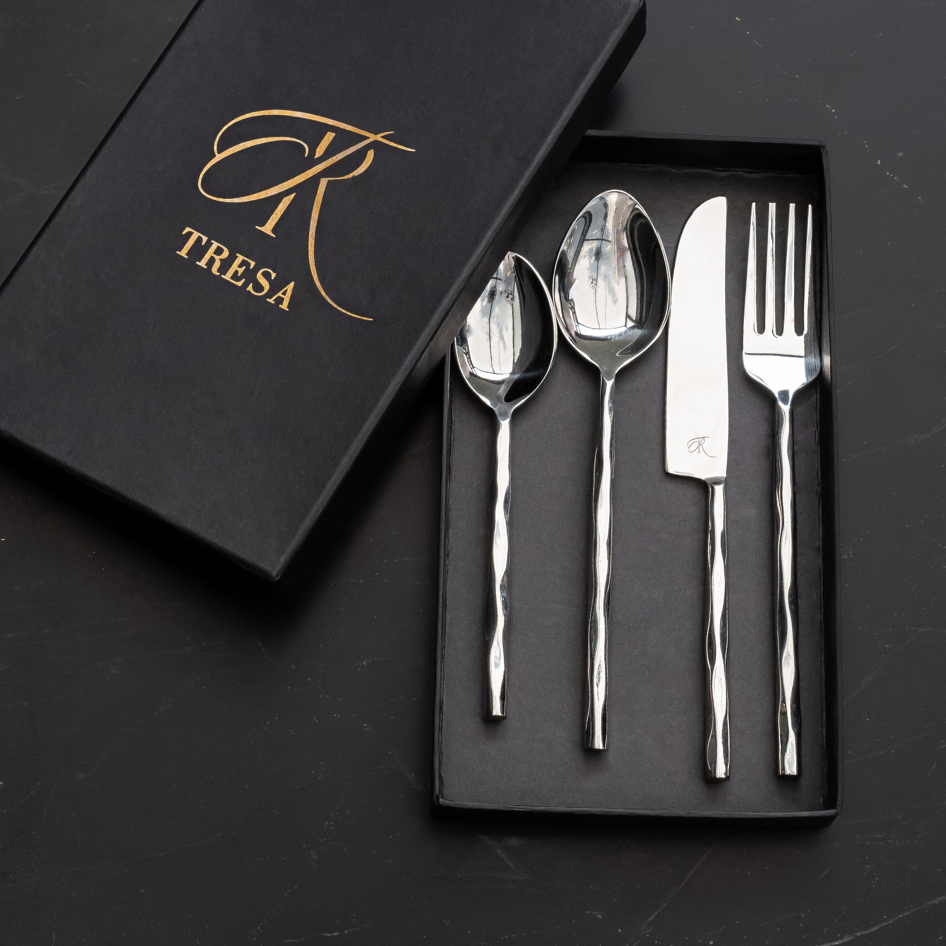 Luxury silver cutlery set